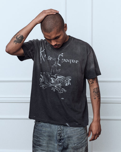 Broken oath tee